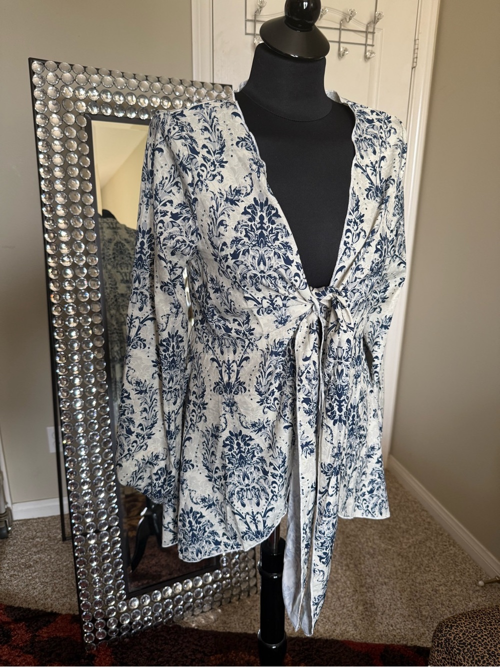 Women’s Blue Floral Tie-Front Robe Cardigan